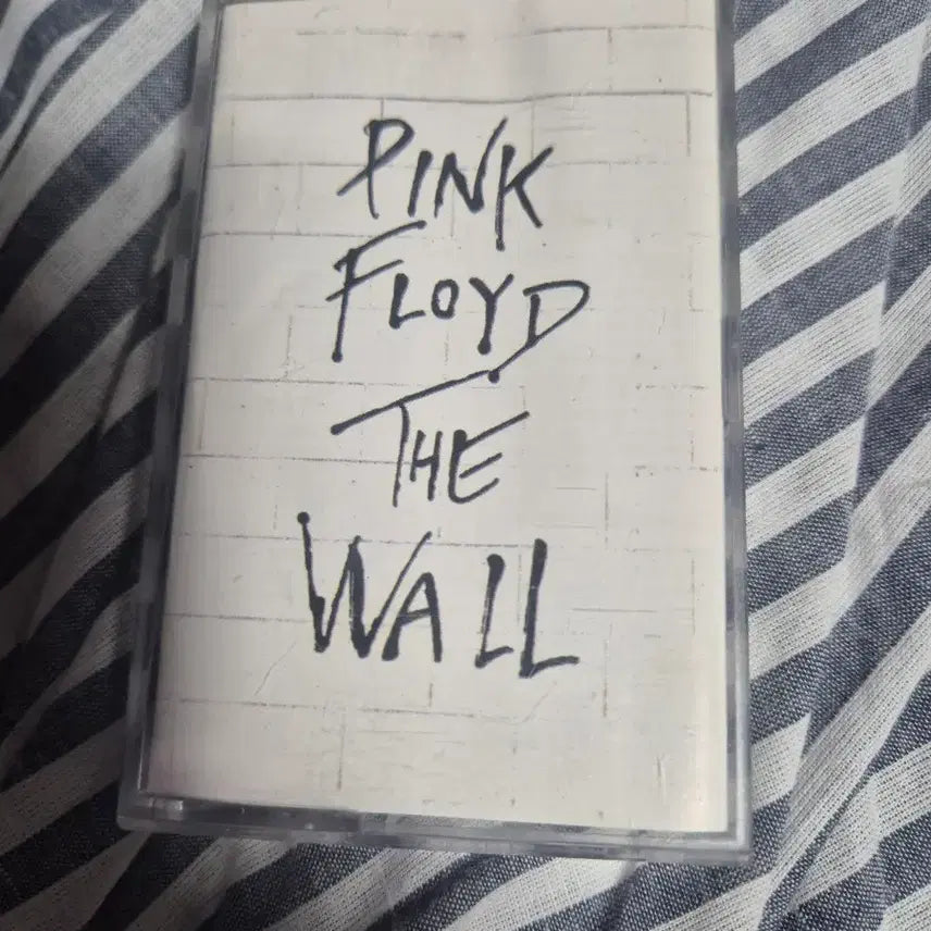 [BUNJANG] Pink Floyd The Wall Cassette Tape / 핑크 플로이드 The Wall  카세트테이프