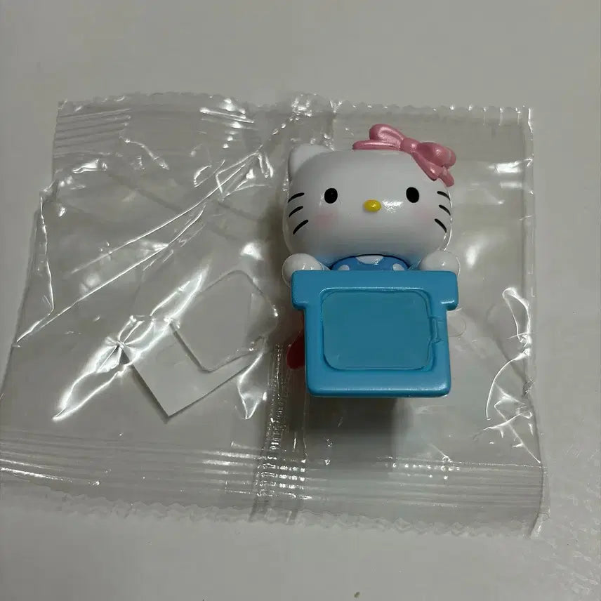 [BUNJANG] Sanrio Hello Kitty Hyper Figurine / 산리오 헬로키티 히퍼