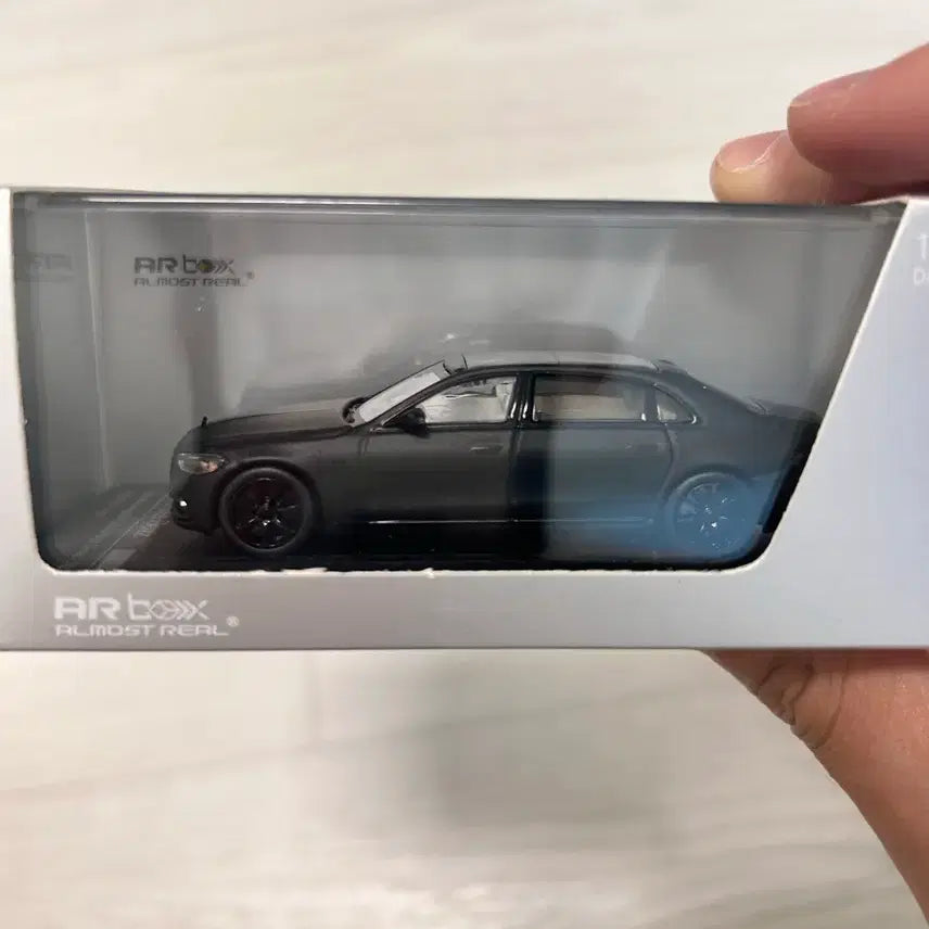 [BUNJANG] Almostreal ARBOX Maybach Night Series Black 1:64 Scale Diecast Model / 얼모스트리얼 arbox 마이바흐 나이트 시리즈 블랙 1:64