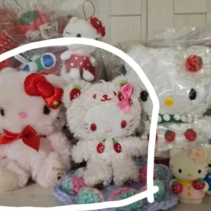 [BUNJANG] Ichigo Strawberry Kitty Mascot Bundle Set / 이치고딸기키티마스코트루피시아키티