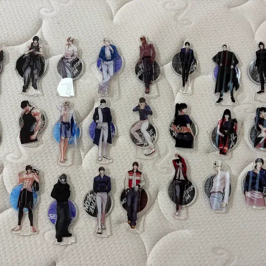 [BUNJANG] Lookism Acrylic Standees &amp; Cards Bundle Set / 외모지상주의 외지주 아크릴+카드 등 굿즈 일괄 대량판매