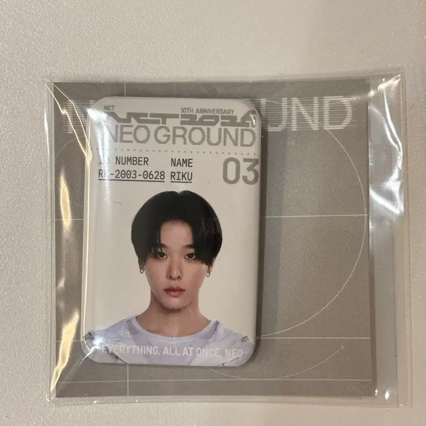 [BUNJANG] NCT 10th Anniversary Riku Metal Badge / 엔시티 10주년 리쿠 메탈뱃지