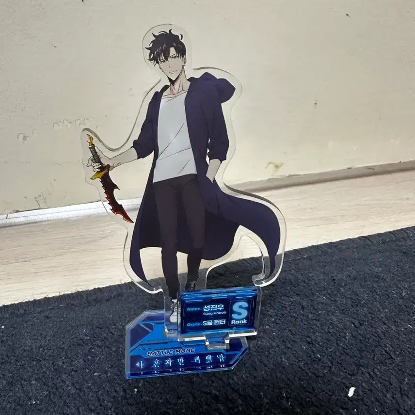 [BUNJANG] Solo Leveling Sung Jinwoo Acrylic Standee / 나 혼자만 레벨업 아크릴 스탠드 성진우