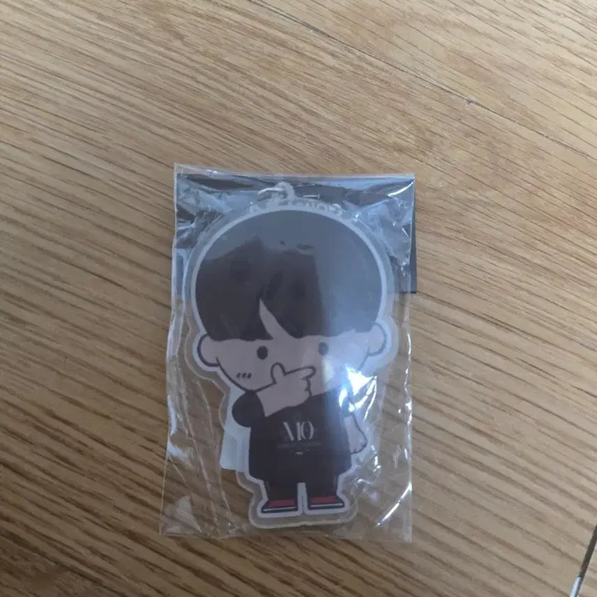 [BUNJANG] T1 Gumayusi V10 Commemorative Keychain / v10 기념 T1 시절 구마유시 키링