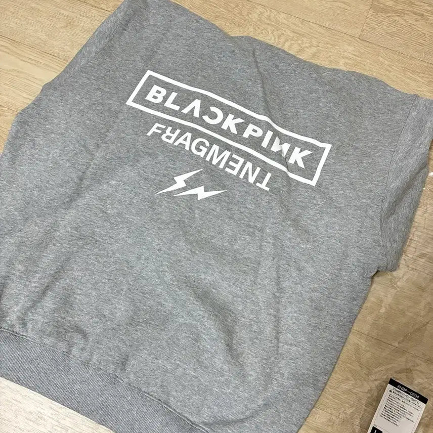 [BUNJANG] Fragment x BLACKPINK Heart Hoodie Grey L / 프라그먼트 x 블랙핑크 하트 후드 그레이 L