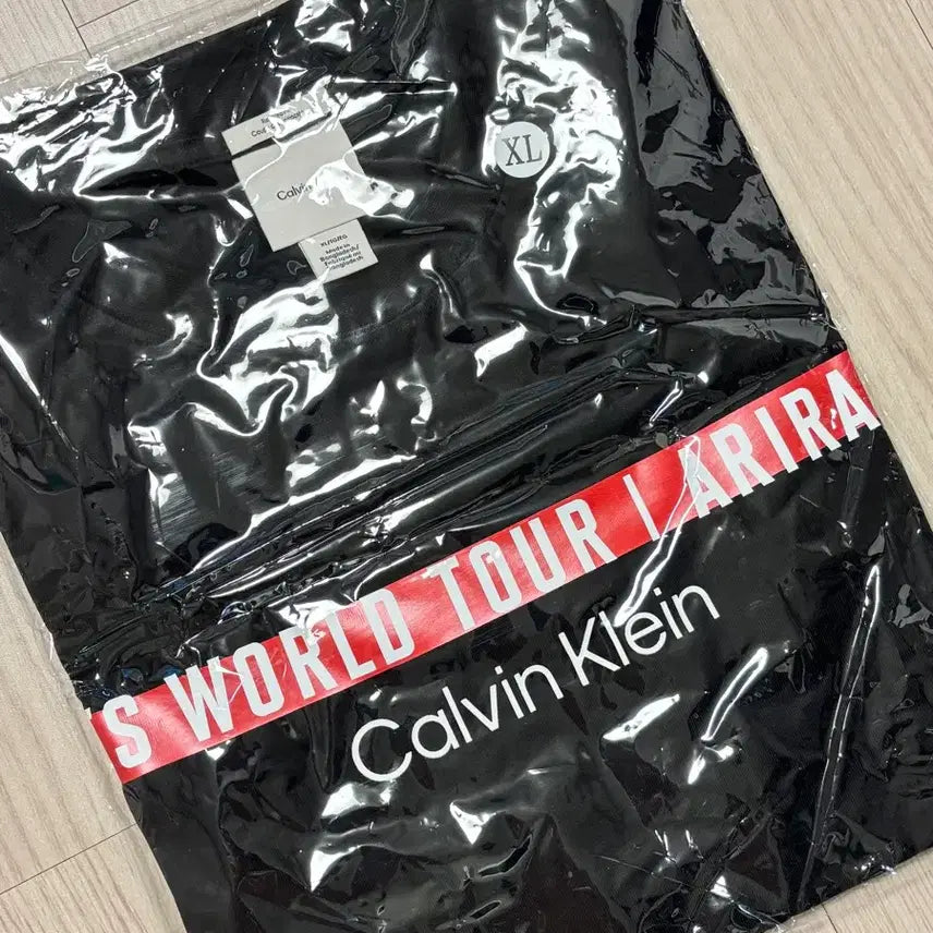 [BUNJANG] BTS x Calvin Klein Arirang World Tour T-Shirt / 방탄소년단 BTS 캘빈클라인 콜라보 아리랑 월드투어 반팔 티셔츠 CK