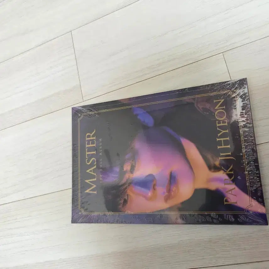 [BUNJANG] Park Ji Hyun 1st Album Master Version Photocard / 박지현1집 마스터버젼 미개봉