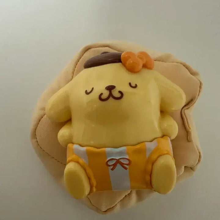 [BUNJANG] Sanrio Pompompurin Cushion Figure / 산리오 쿠션 피규어 폼폼푸린