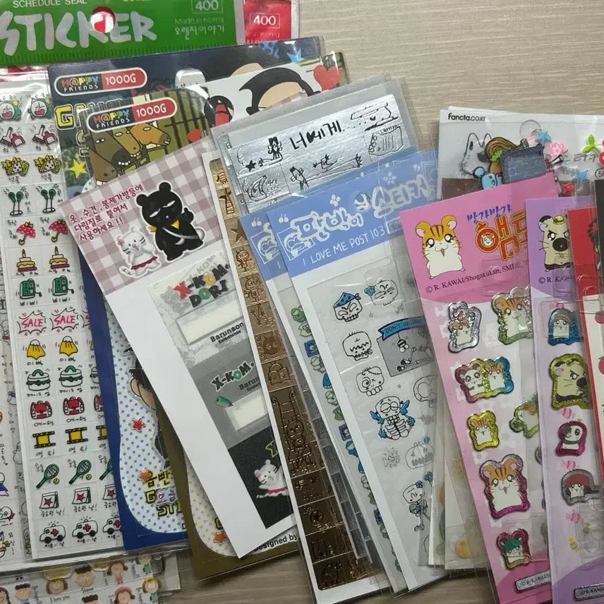 [BUNJANG] Vintage Stationery Stickers Bundle (35 pcs) + Bi-On-Dwi Melon Soda Binder / 고전문구 스티커 35장 일괄+비온뒤 메론소다 바인더 꼬마또래 햄토리 엽기토끼 마시마로 미스터케이
