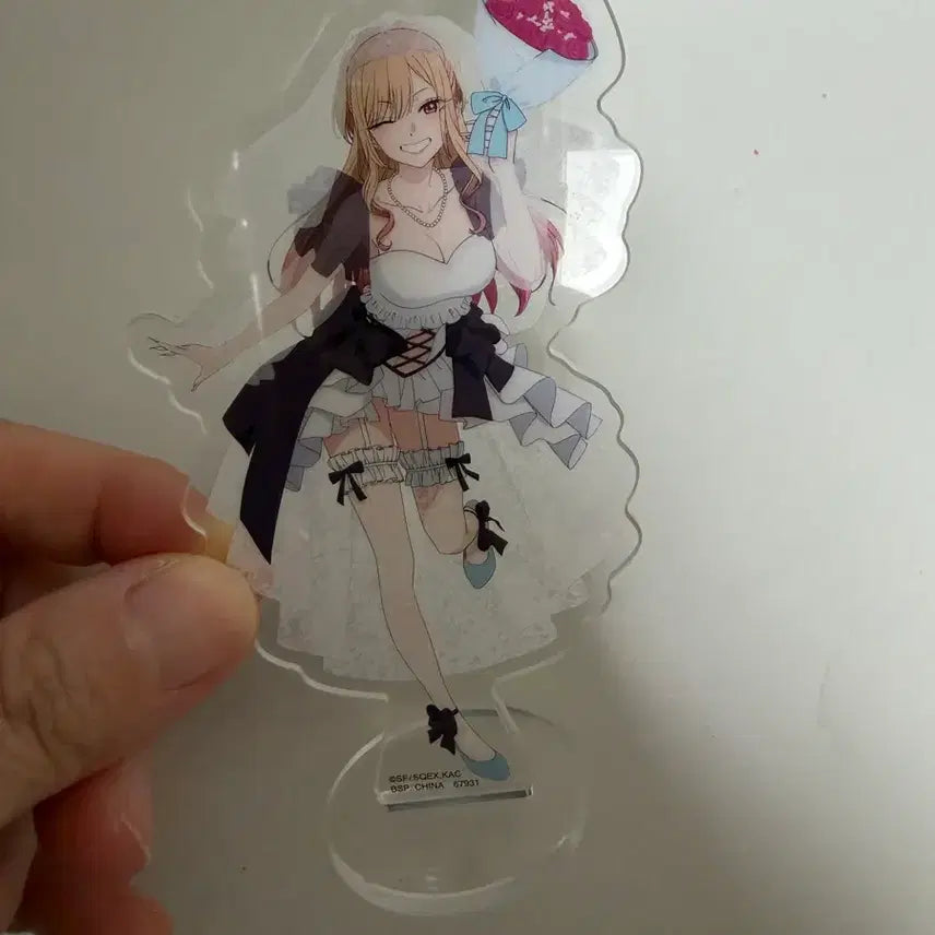 [BUNJANG] Marin Kitagawa Acrylic Stand (New) / (새상품)그비스크돌. 마린. 아크릴스탠드