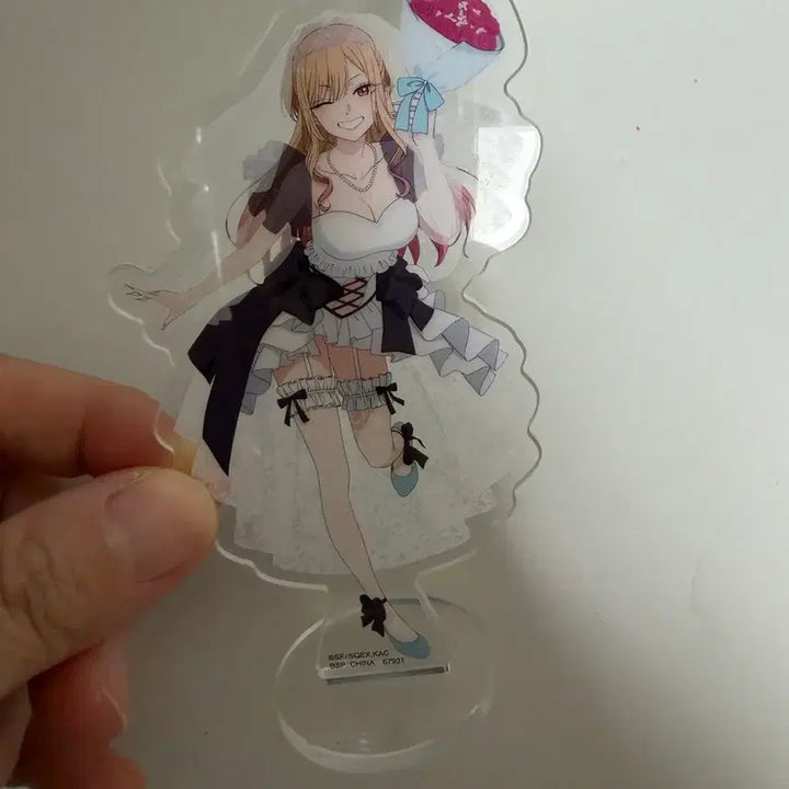 [BUNJANG] Marin Kitagawa Acrylic Stand (New) / (새상품)그비스크돌. 마린. 아크릴스탠드