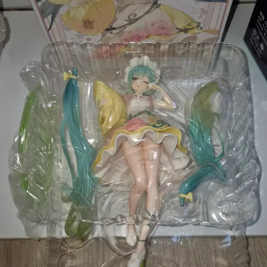 [BUNJANG] Taito Vocaloid Hatsune Miku Sleeping Beauty Figure / 하츠네 미쿠 잠자는 숲속의 공주 피규어