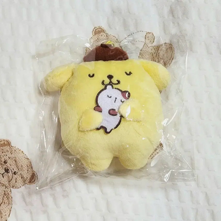 [BUNJANG] Sanrio Pompompurin Holding Muffin Mascot Charm / 산리오 다양한 포즈의 폼폼푸린 머핀이를 안은 마스코트 팝니다.