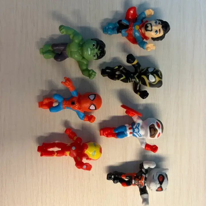 [BUNJANG] Marvel Avengers Kinder Joy Figure Set (7 Types) / 마블 어벤져스 피규어 7종 세트