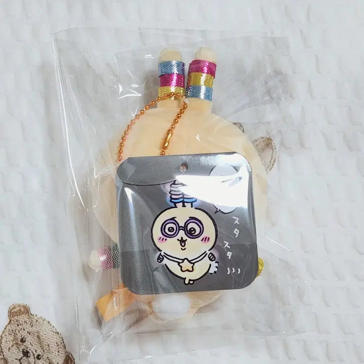 [BUNJANG] Monchichi Shining Ring Glow-in-the-Dark Bracelet Usagi Mascot / 먼작귀 빛나는 고리 야광팔찌 우사기 마스코트 팝니다.