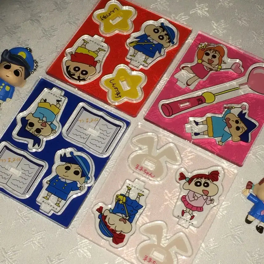 [BUNJANG] Crayon Shin-chan Acrylic Stand &amp; Gacha Set - Shiro, Moepee, Yurin / 짱구는 못말려 아크릴 스탠드 철수 모에피 유리 가챠 세트