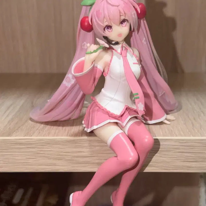 [BUNJANG] Furyu Sakura Miku 2024 Noodle Stopper Figure / 급처) 후류 사쿠라 미쿠 2024 누들스토퍼 피규어