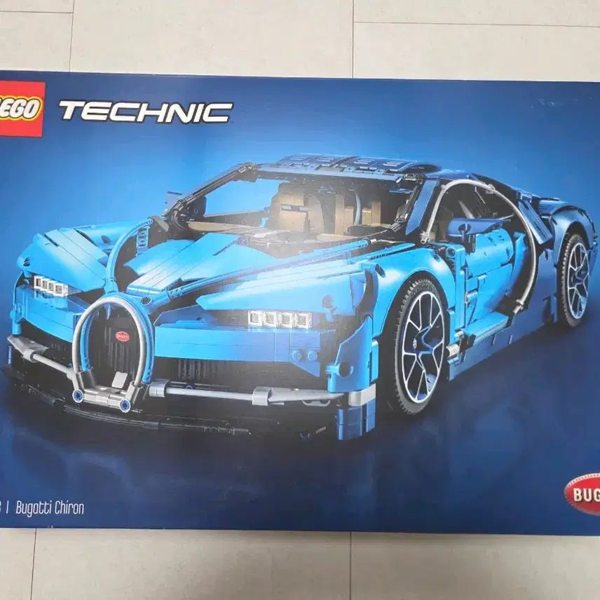 [BUNJANG] LEGO Technic Bugatti Chiron 42083 New / 레고 테크닉 부가티 시론 42083 새제품 팝니다.
