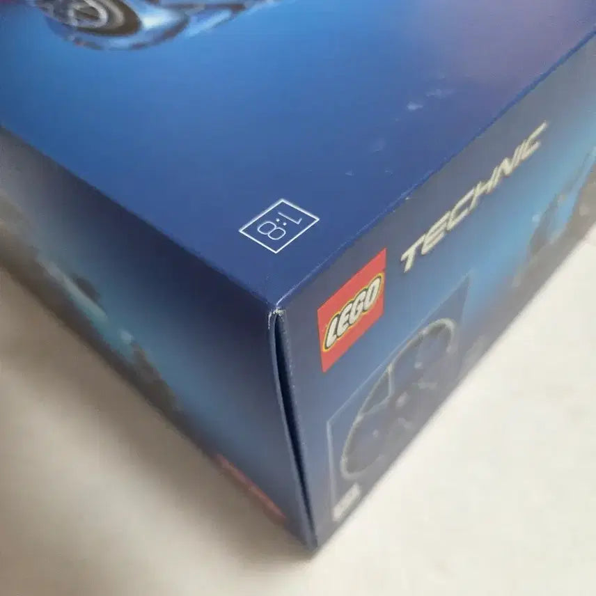 [BUNJANG] LEGO Technic Bugatti Chiron 42083 New / 레고 테크닉 부가티 시론 42083 새제품 팝니다.