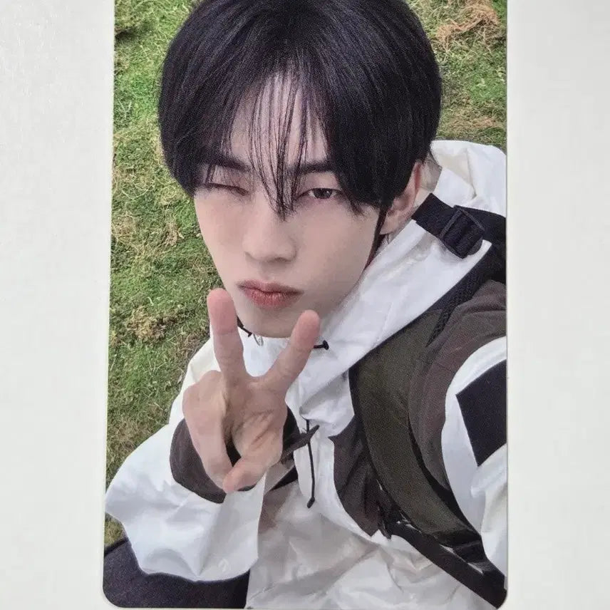 [BUNJANG] TWS Dohun No Tragedy Rush Version Universal POB Photocard / 수수료X) 투어스 도훈 유니버셜 특전 포카 no tragedy 컴팩트 rush 버전