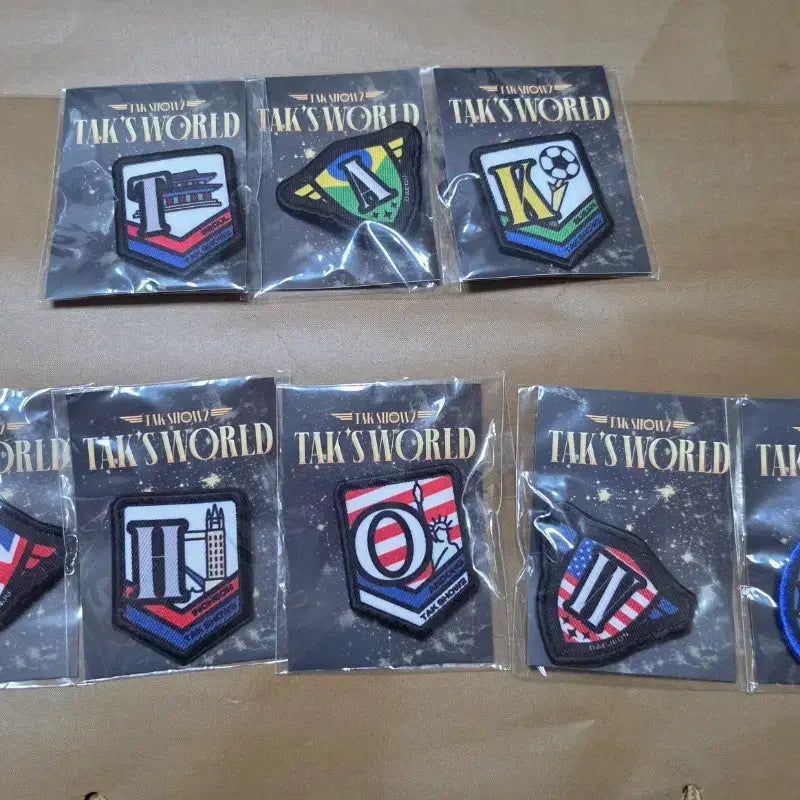 [BUNJANG] T.A.C. Show 1 &amp; 2 Concert Edition Set Badges / 탁쇼1,탁쇼2 뱃지