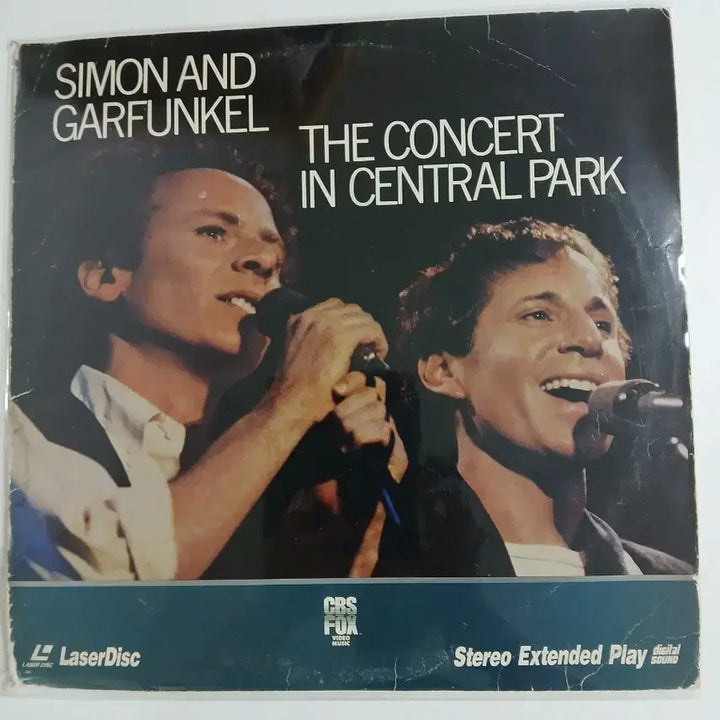 [BUNJANG] Simon &amp; Garfunkel Central Park Concert 1981 LaserDisc / 사이먼 앤 가펑클 콘서트 레이저디스크 소장용 정크급