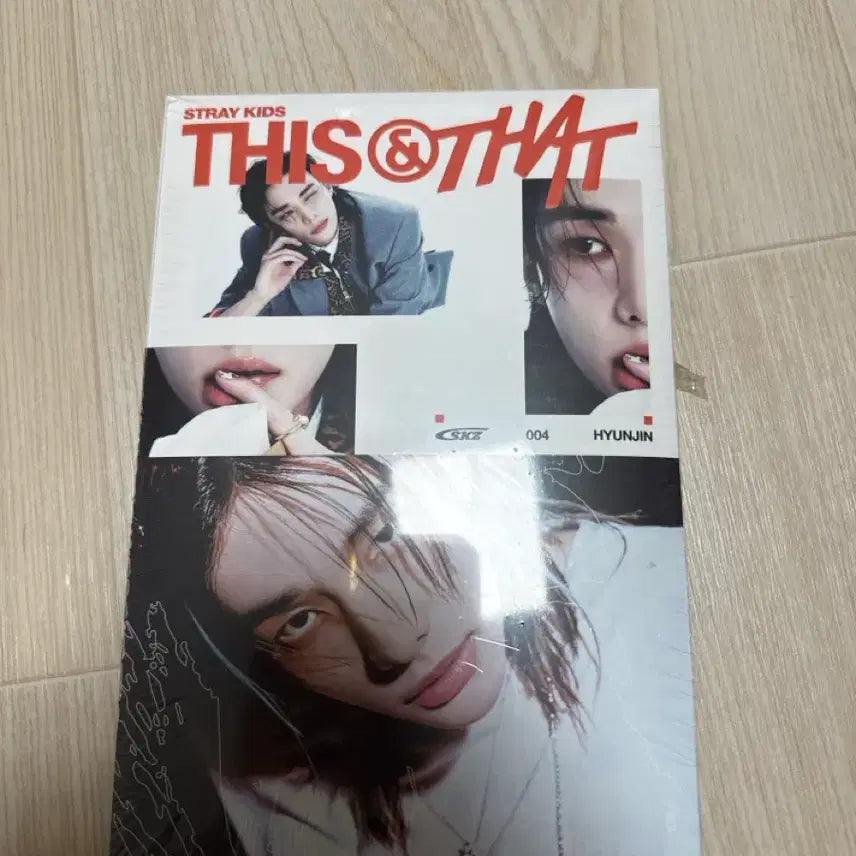 [BUNJANG] Stray Kids Hyunjin THIS&amp;THAT Album (Version) Photocard / 스트레이키즈 현진 THIS&amp;THAT &amp;버전 앨범 미계봉 스키즈