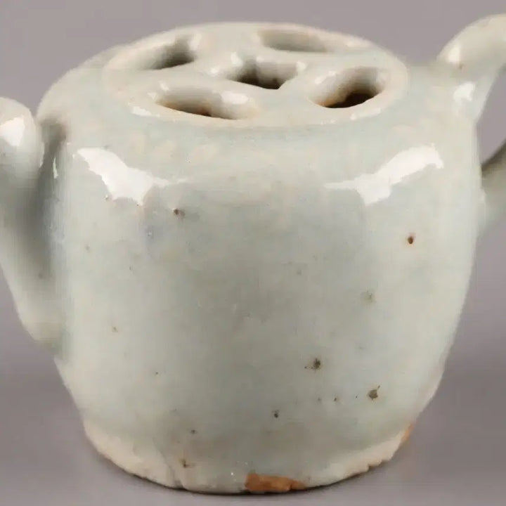 [BUNJANG] 18th-19th Century Joseon Dynasty Celadon Porcelain Small Water Dropper / 청자백자 소형 주전자형 연적