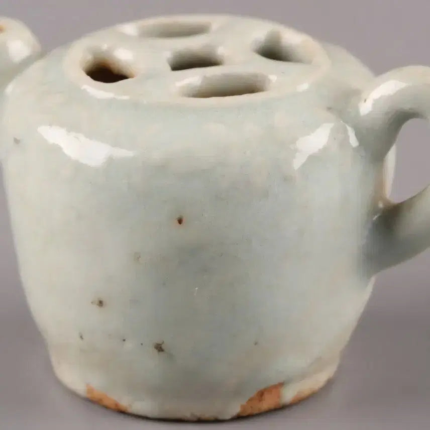[BUNJANG] 18th-19th Century Joseon Dynasty Celadon Porcelain Small Water Dropper / 청자백자 소형 주전자형 연적