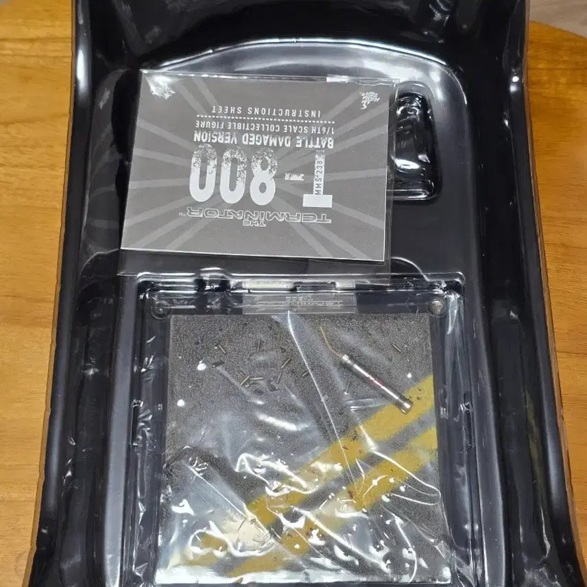 [BUNJANG] Hot Toys Terminator 1 Battle Damaged Version / 핫토이 터미네이터1 배틀데미지