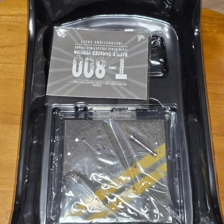 [BUNJANG] Hot Toys Terminator 1 Battle Damaged Version / 핫토이 터미네이터1 배틀데미지