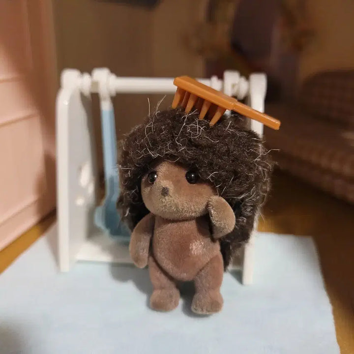 [BUNJANG] Sylvanian Families Hedgehog / 실바니안 고슴떡 직립