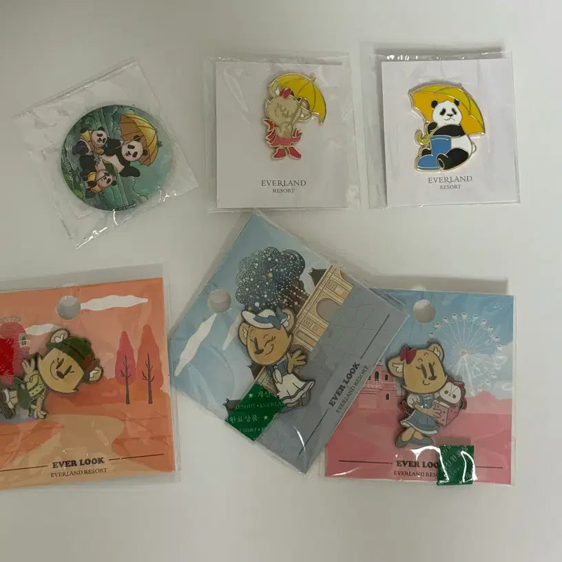 [BUNJANG] FuBao Rainday Badge Bundle Set / 푸바오 레인데이 배지 일괄