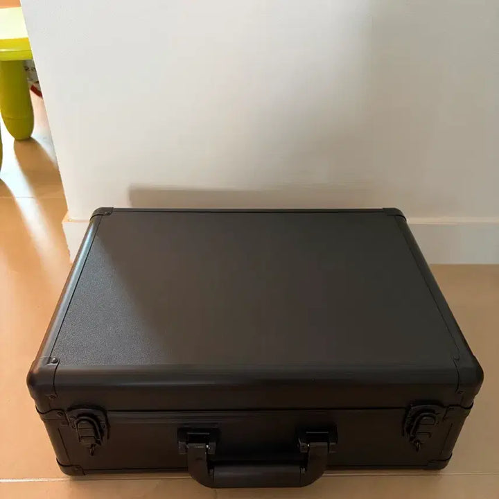 [BUNJANG] PSA/BGS Graded Card Storage Box - 4 Compartment / [새제품] psa brg bgs 등급카드 포켓몬 4구 보관함 판매합니다_2