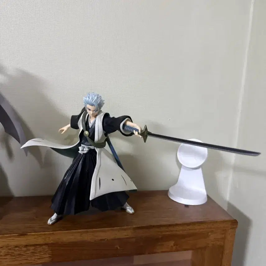 [BUNJANG] Bleach Toshiro Hitsugaya Figure / 블리치 히츠가야 토시로 개봉양품