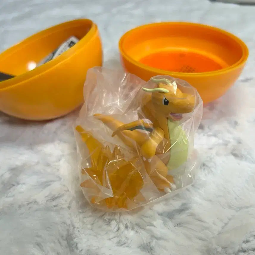 [BUNJANG] Pokemon "Shine! Pokemon Collection" Dragonite Light-Up Figure / 포켓몬스터 빛나요! 포켓몬 컬렉션 가챠 망나뇽