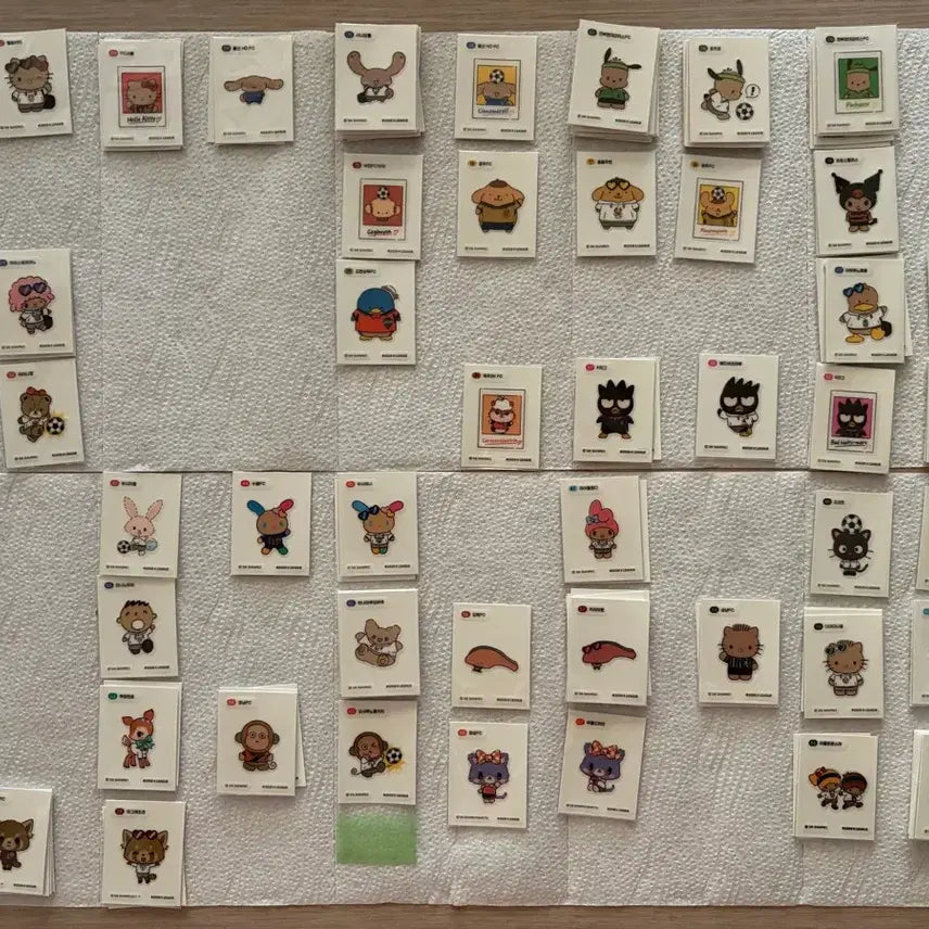 [BUNJANG] K League Tanning Sanrio Sticker Exchange / K리그 태닝산리오 띠부씰 교환