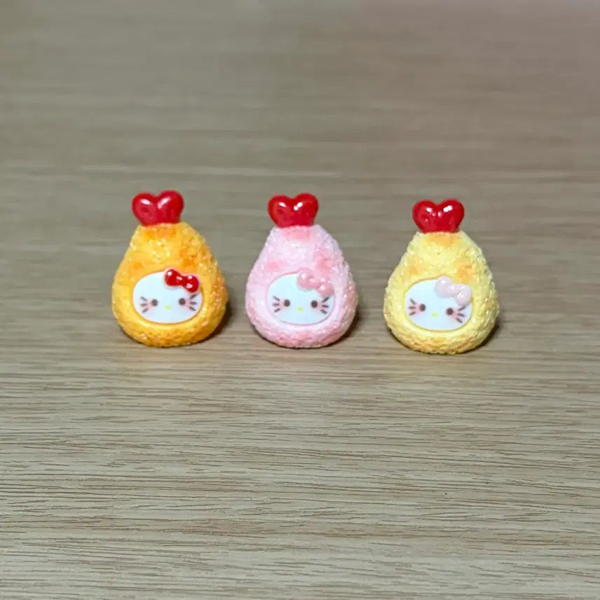 [BUNJANG] Miniature Kitty Chicken Leg Figures Set of 3 / 미니어쳐 키티 닭다리 피규어 3종