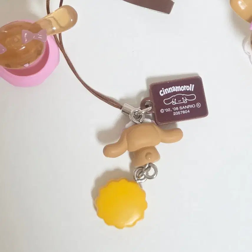 [BUNJANG] Sanrio Mocha Strap Mocha Dessert Keyring / 고전모카 메이드모카 스트랩 모카디저트키링 고전시나모롤