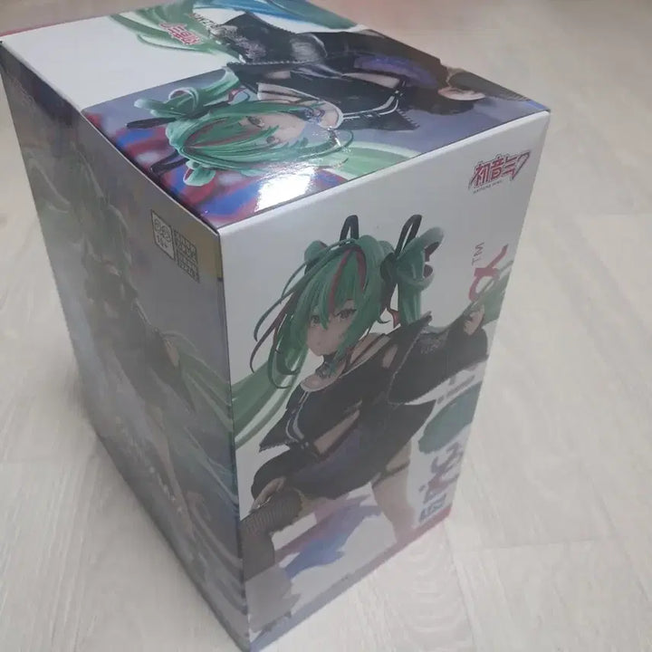 [BUNJANG] Sega Punk Miku Figure (Sealed) / 미개봉) 세가 펑크미쿠 피규어