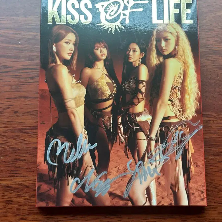[BUNJANG] Kiss Of Life Signed Album / 키스오브라이프 Kiss Of Life 친필 싸인 앨범