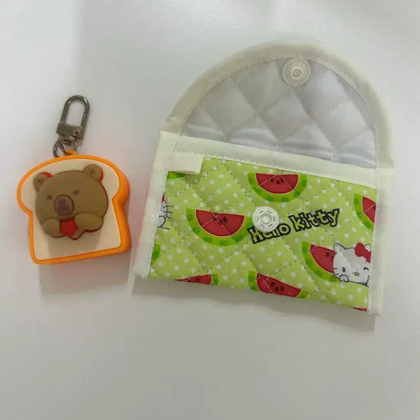 [BUNJANG] Hello Kitty Card Holder &amp; Capybara Keycap Set / 키티지갑,카피바라키캡