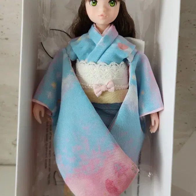 [BUNJANG] Osorano Furisode Ruruko Momoko Doll / 오소라 후리소데 루루꼬
