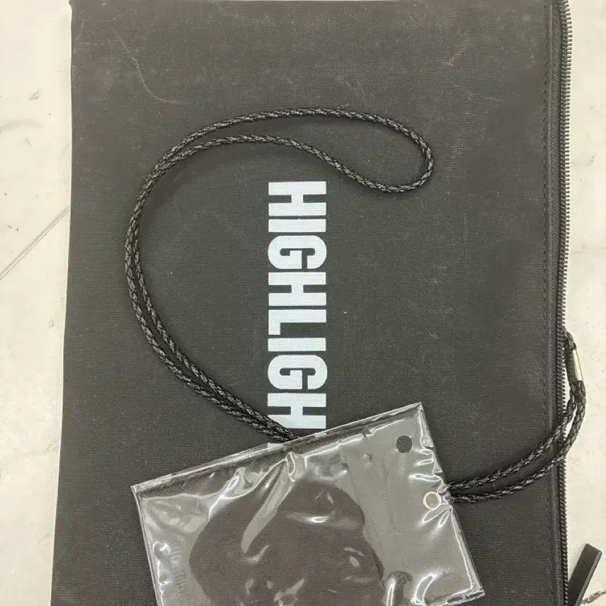 [BUNJANG] Highlight Official Fanclub 1st Generation Goods / 하이라이트 공식 1기 굿즈