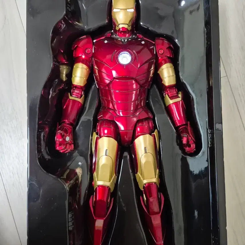 [BUNJANG] ZD Toys Iron Man Mark 3 1/5 Scale 14-Inch Action Figure / zd toys 아이언맨 1/5 스케일 마크3 14인치 36cm 마블 피규어