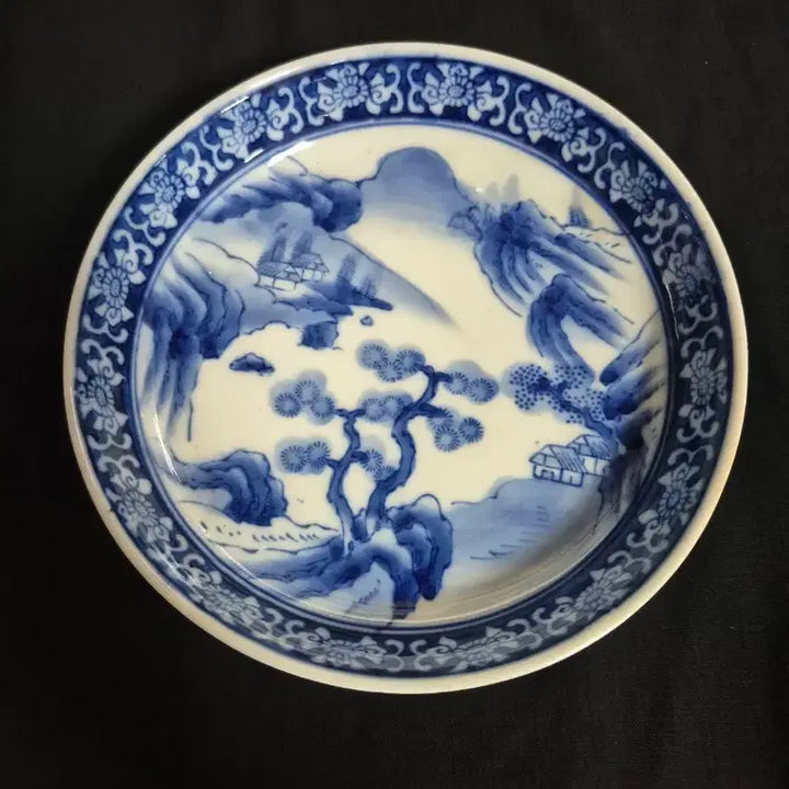 [BUNJANG] Joseon Dynasty White Porcelain Blue-and-White Landscape Plate / 청화 백자 산수화 접시 반 수반 필세
