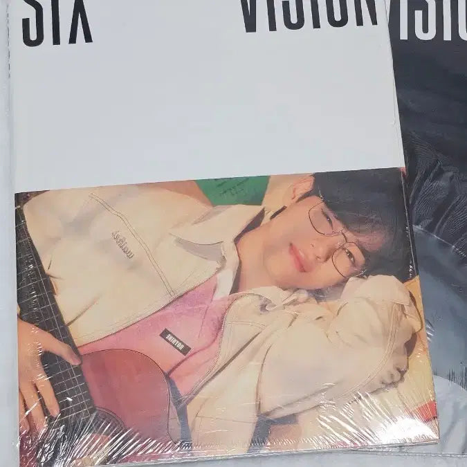 [BUNJANG] B.A.P Jung Daehyun Sixvision Photobook / 비에이피 정대현 식스비전 포토북 양도합니다
