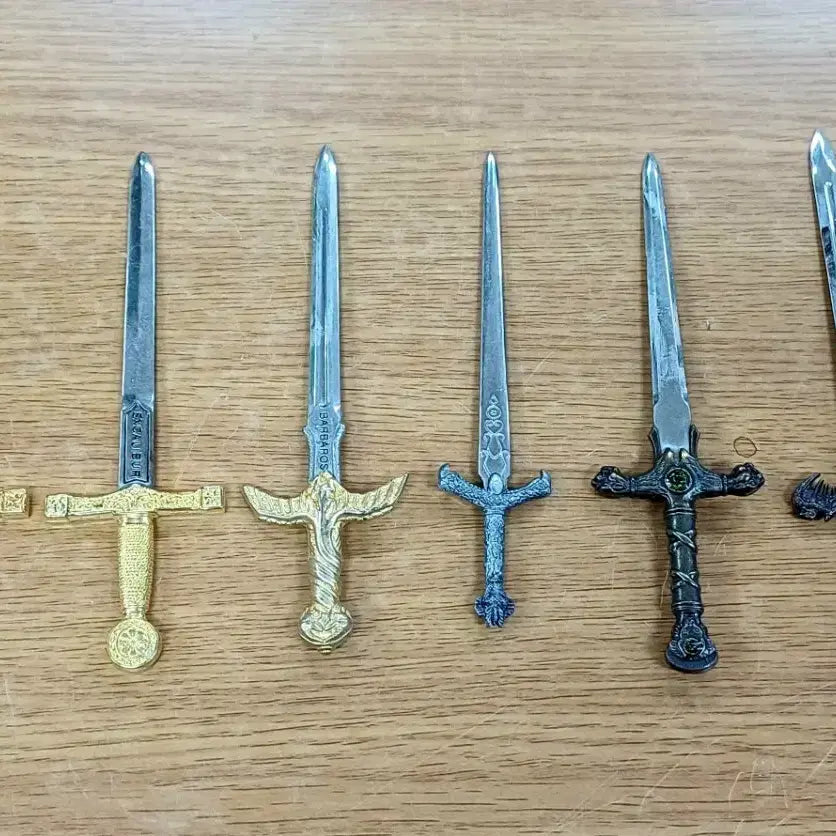 [BUNJANG] Set of Small Letter Openers / 소형 편지칼 세트