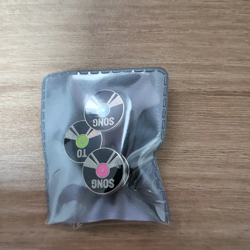 [BUNJANG] Song to Song Movie Badge / 영화 <송투송> 뱃지