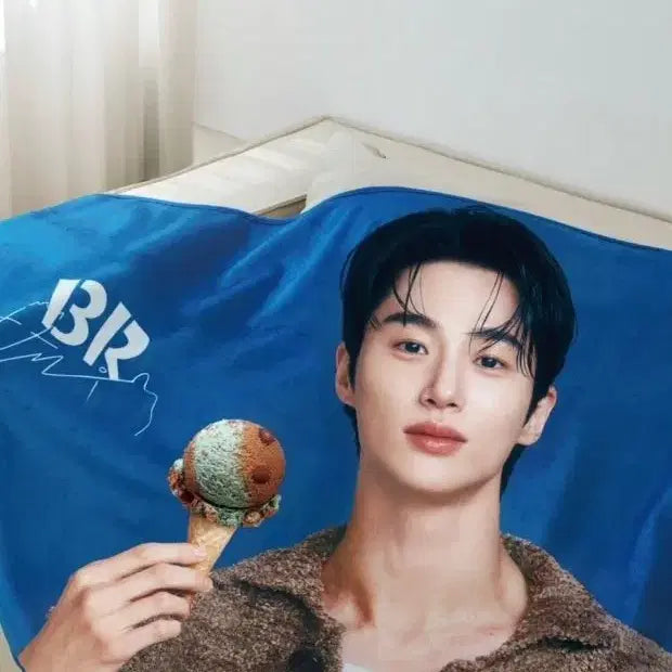 [BUNJANG] Byun Woo Seok x Baskin Robbins Blanket / 변우석 배라 배스킨라빈스 블랭킷 담요